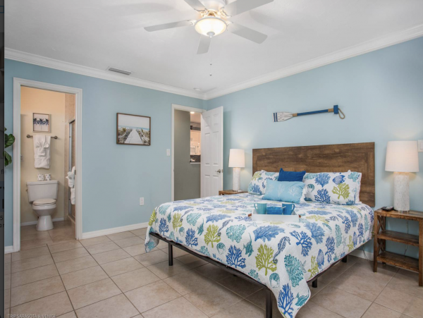 Two Bedroom Ground Level Condo with Private Beach in Siesta Key